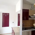 Delas Apartament Pjescana Uvala