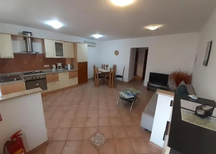 Delas Apartman *