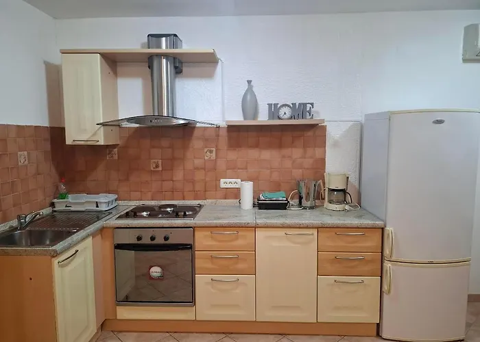 Apartman Delas *