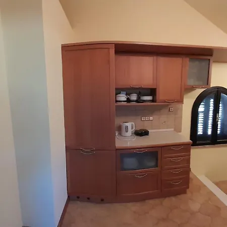 Delas 2 Apartment *