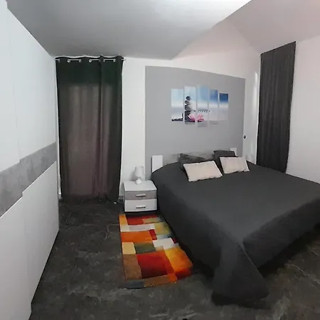 Delas 2 Apartment Pjescana Uvala