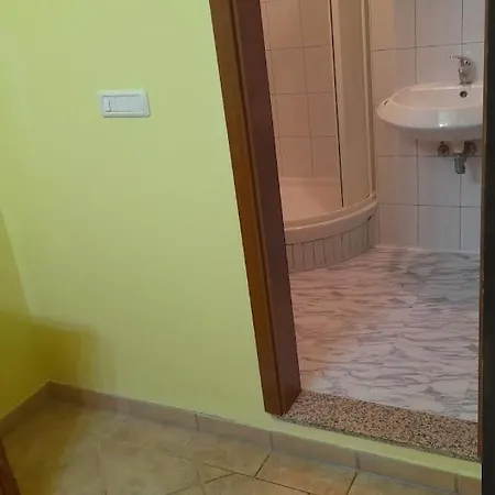 Delas 2 Pjescana Uvala