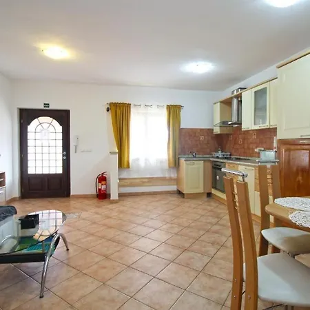 Delas Apartament *